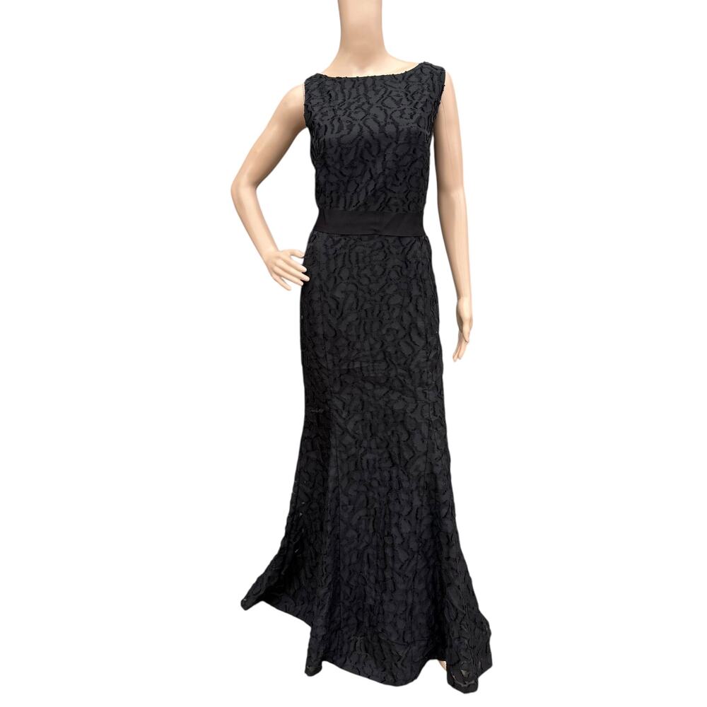 St. John 10 Black Lace Maxi Dress Godet Mermaid Evening Gown Boat Neck